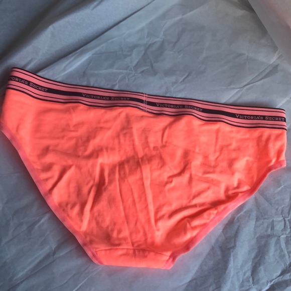 NWT. Victoria’s Secret Hiphugger panty. Neon orange. VS Logo on WB Vintage - Picture 7 of 7